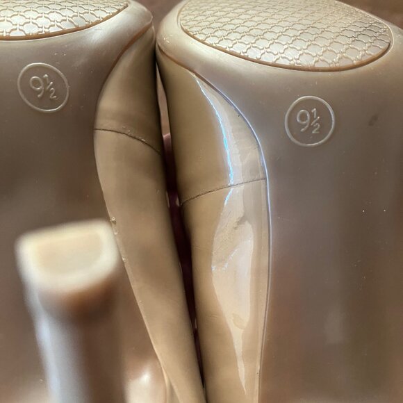 Mossimo Beige Nude Pumps 4" Heel Stiletto 9.5 Round Toe Faux Patent Leather - Picture 9 of 11